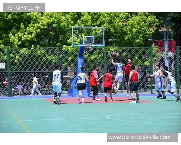 武汉篮球队耐力表现突出创新高引发全场瞩目